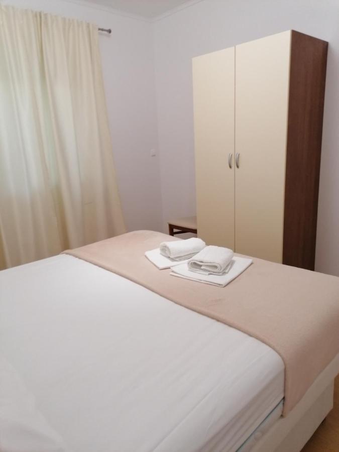 Apartments Dinko Duće Екстериор снимка