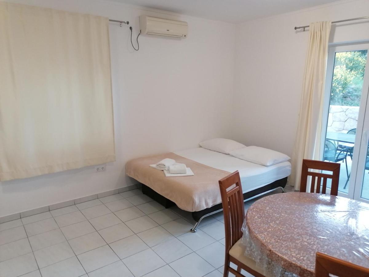 Apartments Dinko Duće Екстериор снимка