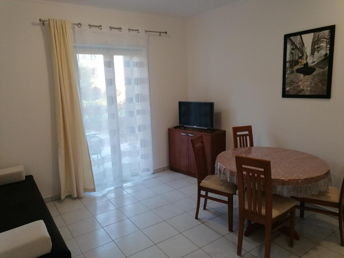 Apartments Dinko Duće Екстериор снимка