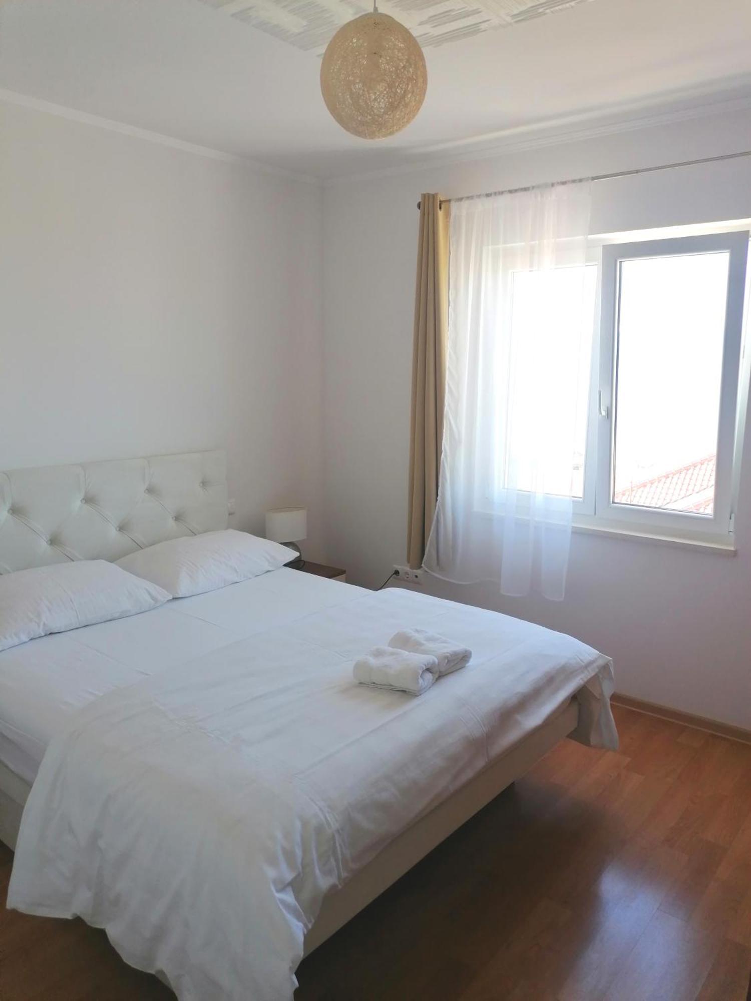 Apartments Dinko Duće Екстериор снимка