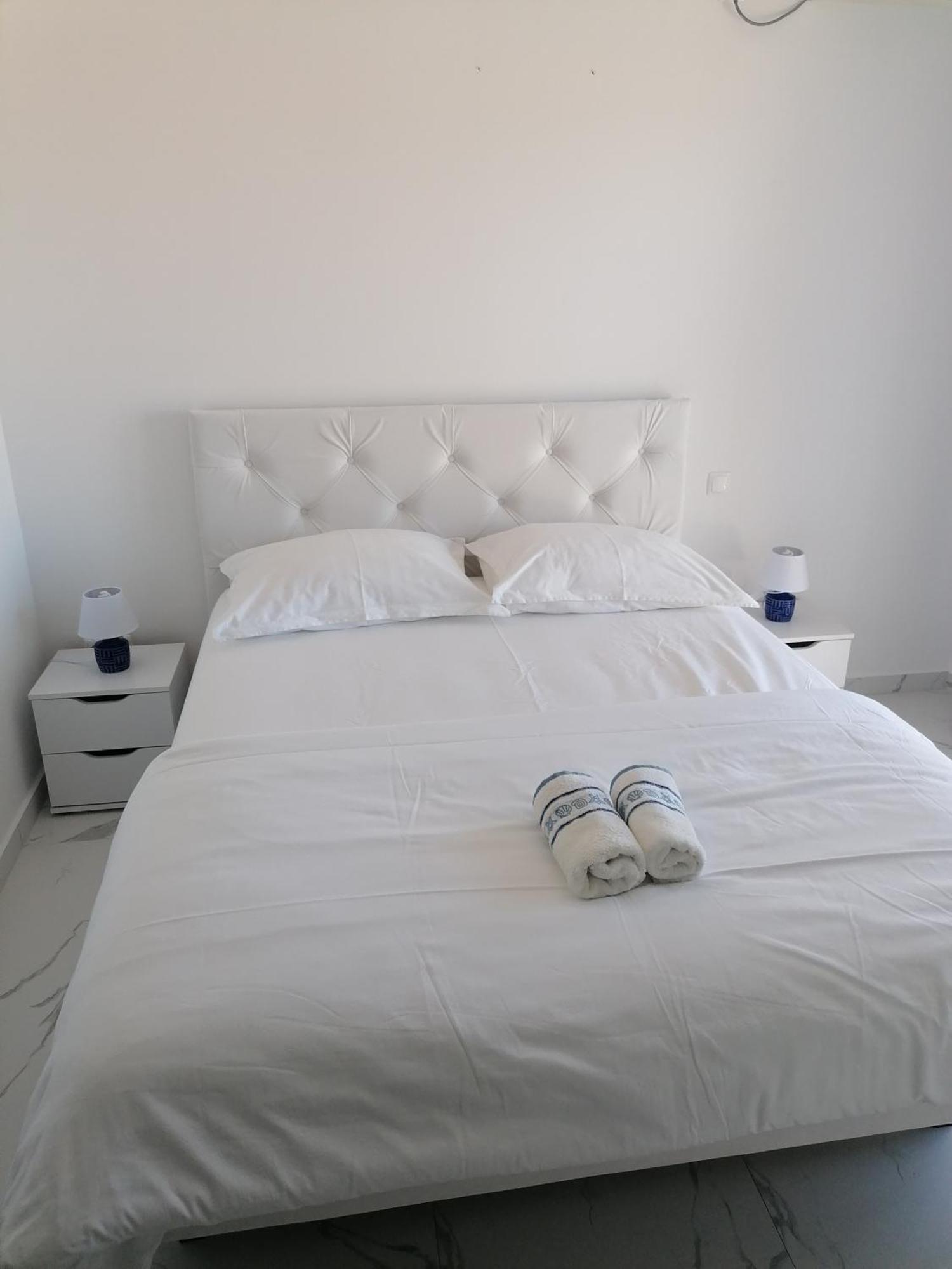 Apartments Dinko Duće Екстериор снимка
